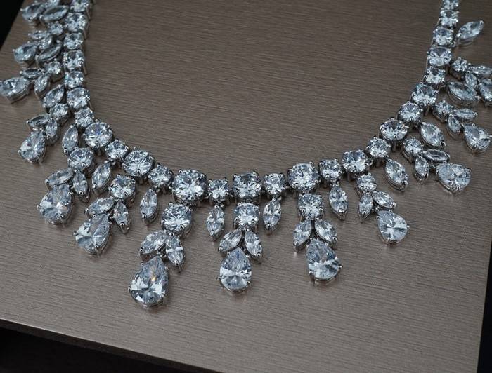 Women's Luxury Water Drop Shape Jewelry Set 2 Pcs