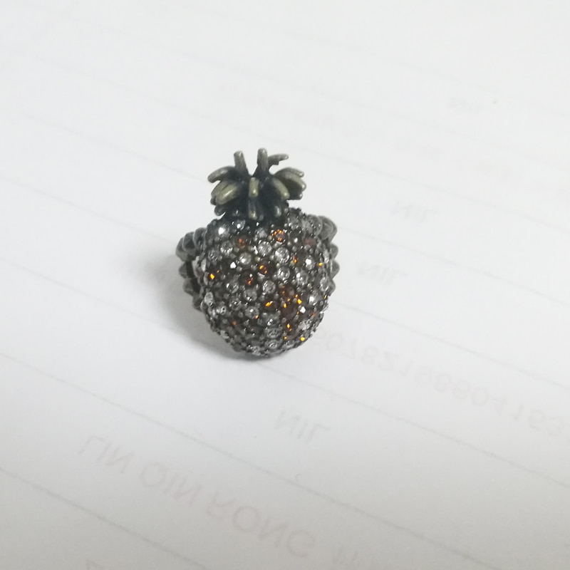 Women's Vintage Pineapple Shape Ring