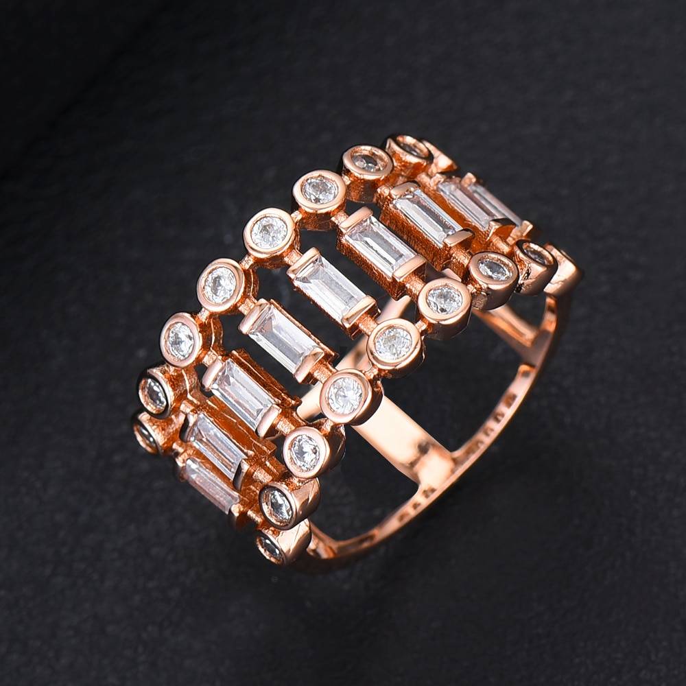 Women's Silver Round Shape Ring