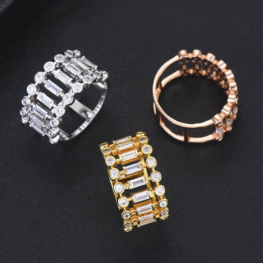 Women's Silver Round Shape Ring