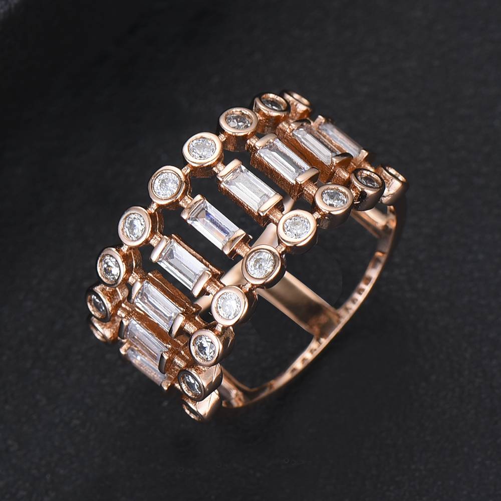 Women's Silver Round Shape Ring