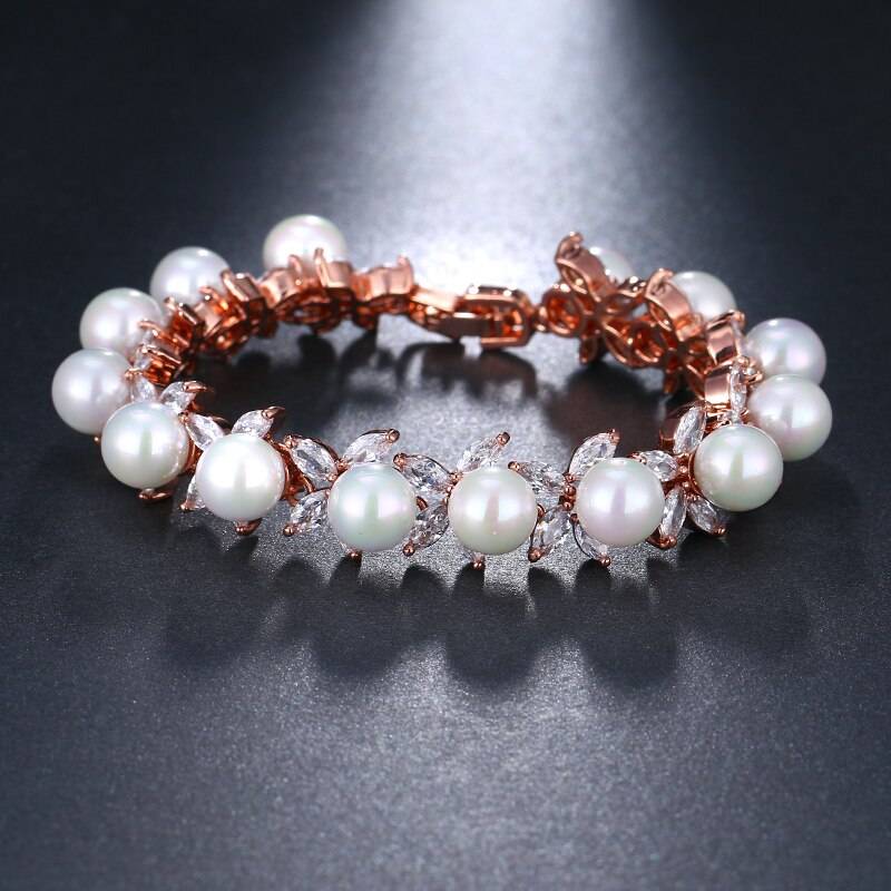 Elegant Vintage Natural Pearls Bracelet for Women