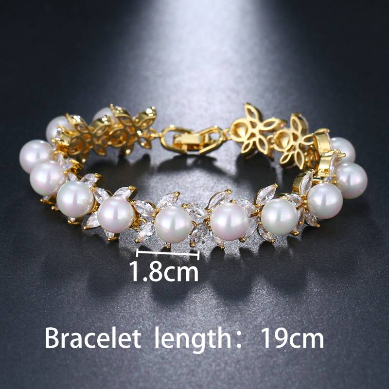 Elegant Vintage Natural Pearls Bracelet for Women