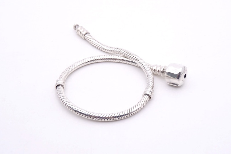 925 Sterling Silver Snake Chain Bangle