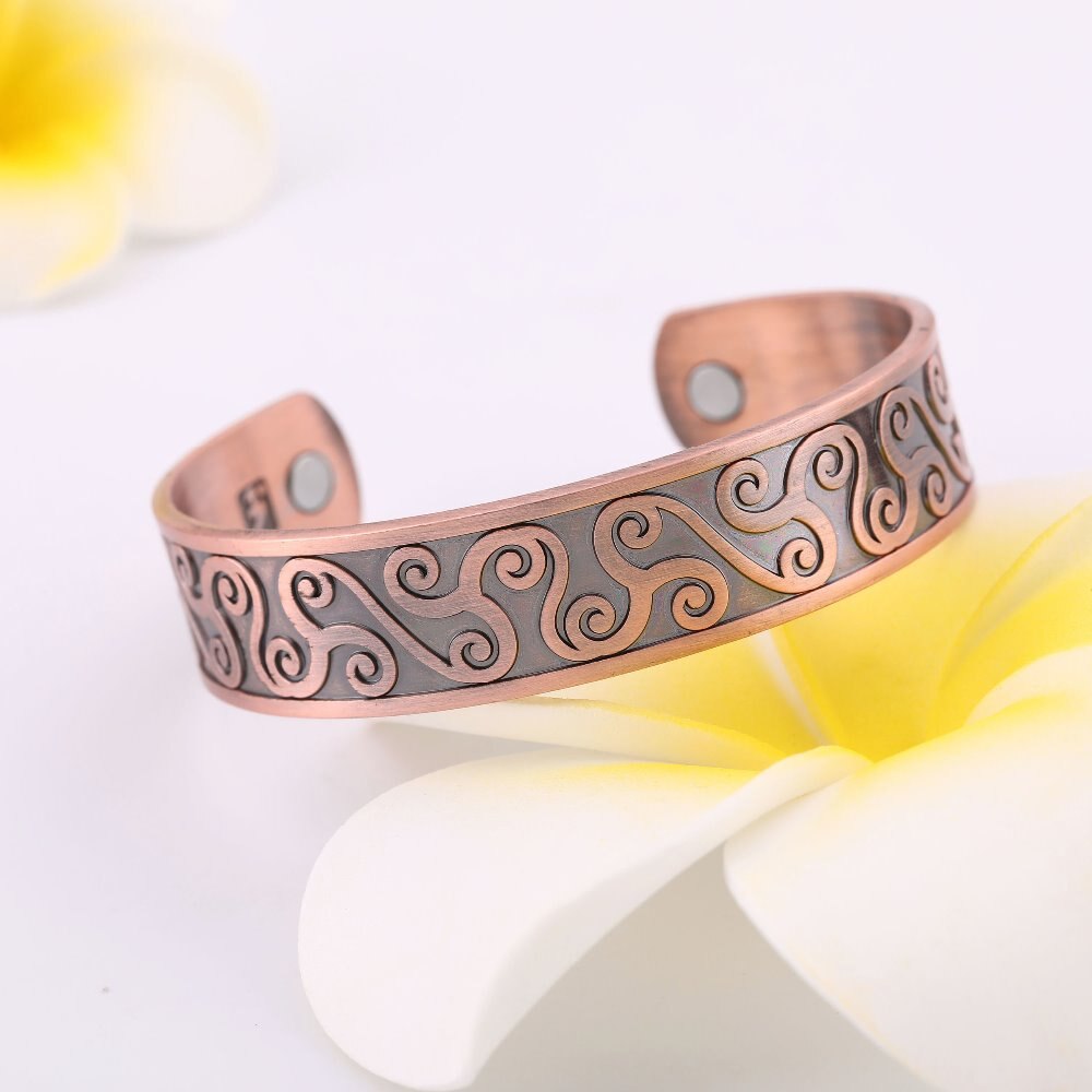 Women's Curles Celtic Style Magnetic Bracelet