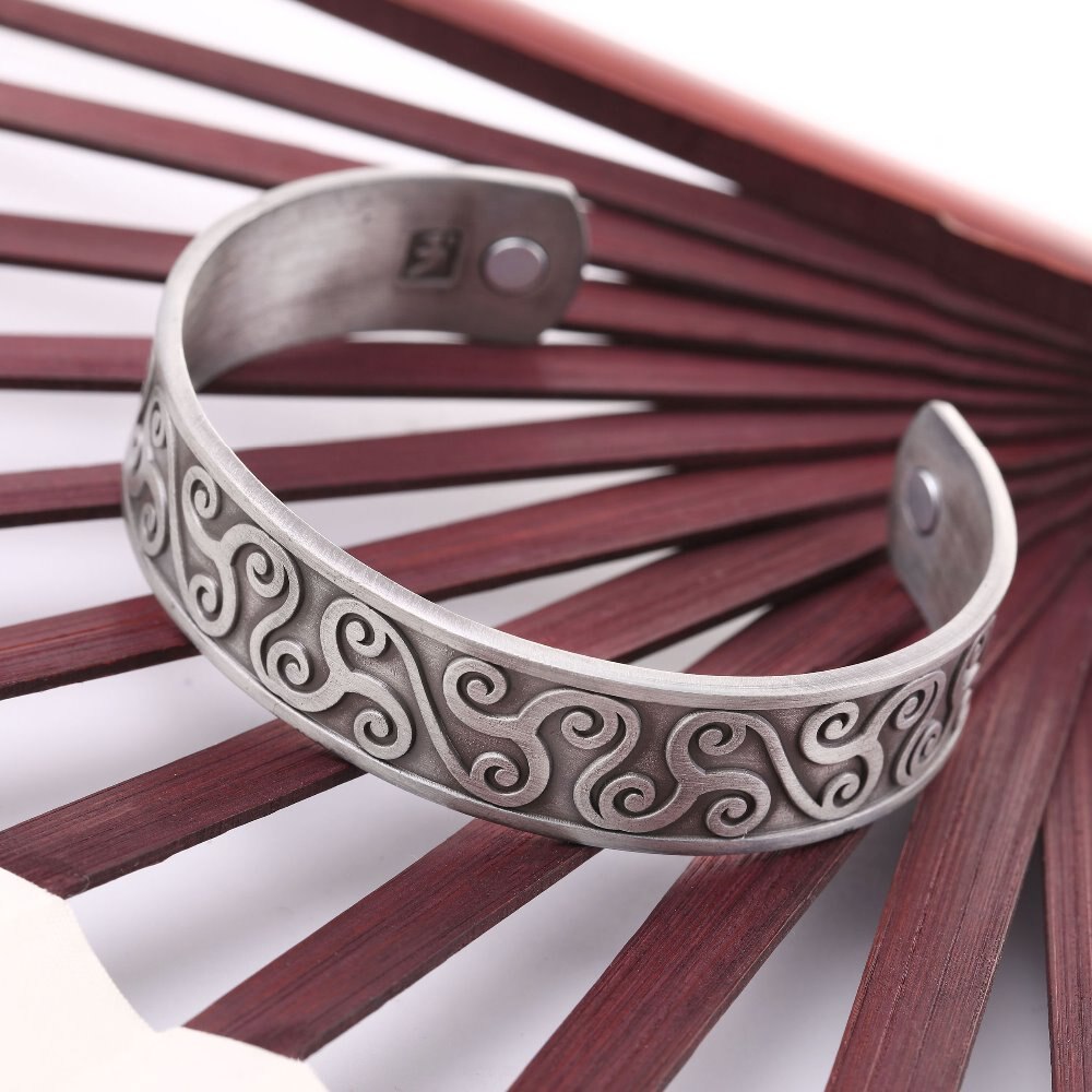 Women's Curles Celtic Style Magnetic Bracelet