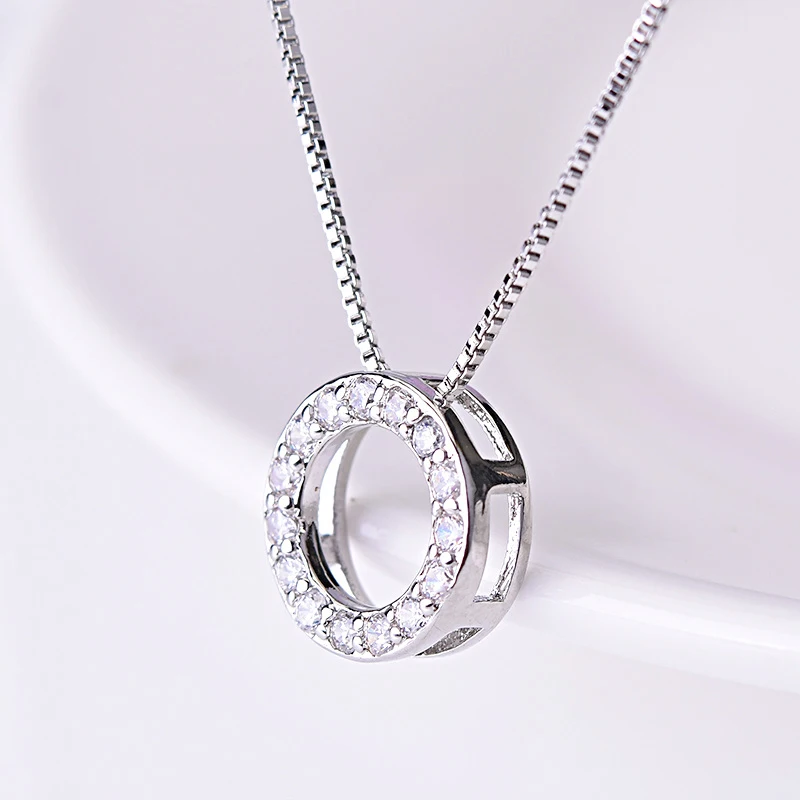 Rhinestone 925 Sterling Silver Round Shaped Pendant Necklace Rhinestone 925 Sterling Silver Round Shaped Pendant Necklace