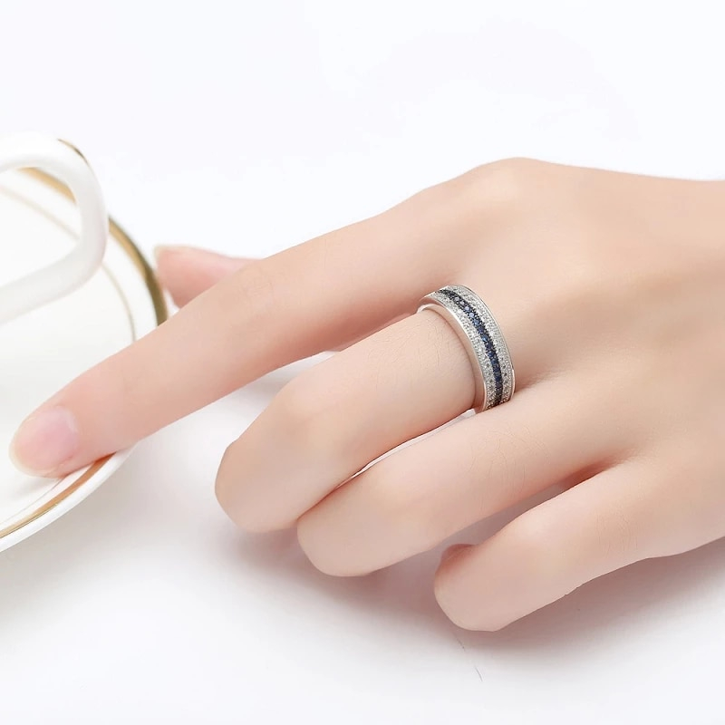 Women's Exquisite Sterling Silver Ring with Sapphire Zirconia