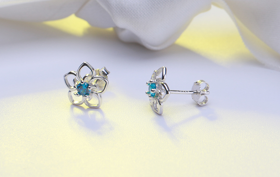 Flower Design Sterling Silver Women's Stud Earrings