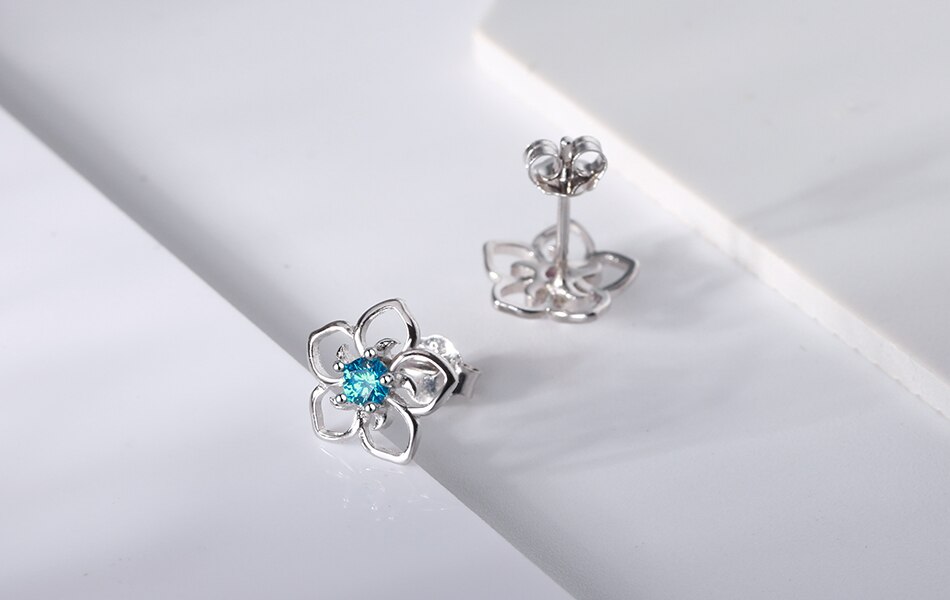 Flower Design Sterling Silver Women's Stud Earrings