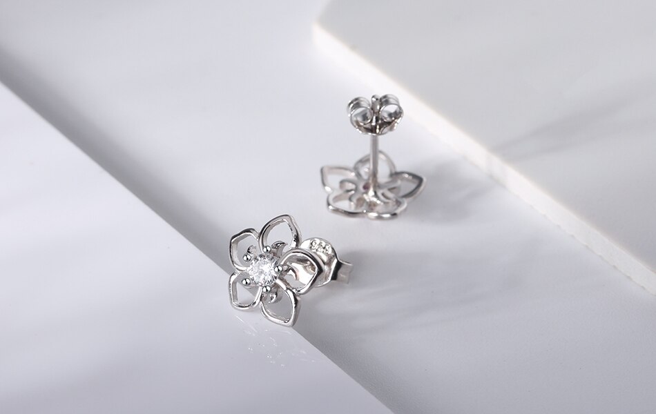 Flower Design Sterling Silver Women's Stud Earrings