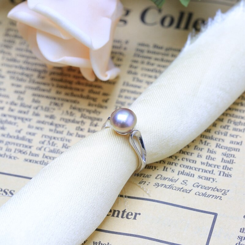 Women's Simple 925 Sterling Silver Ring with Natural Pearl