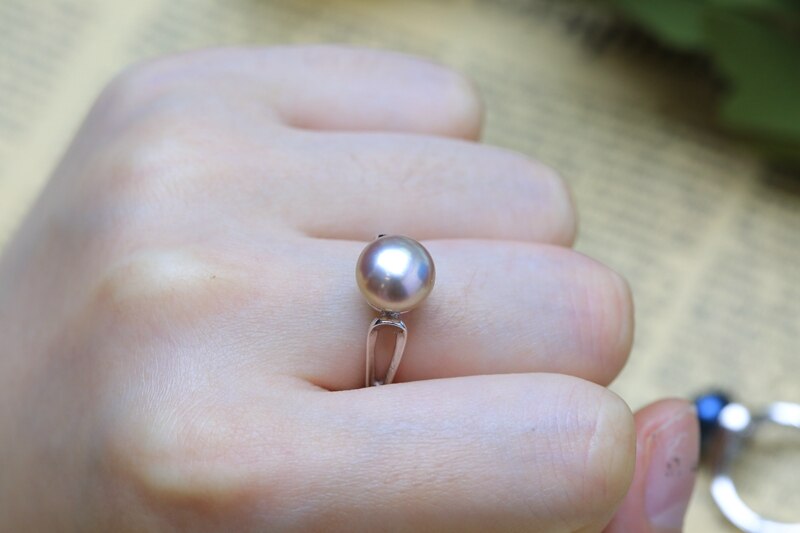Women's Simple 925 Sterling Silver Ring with Natural Pearl