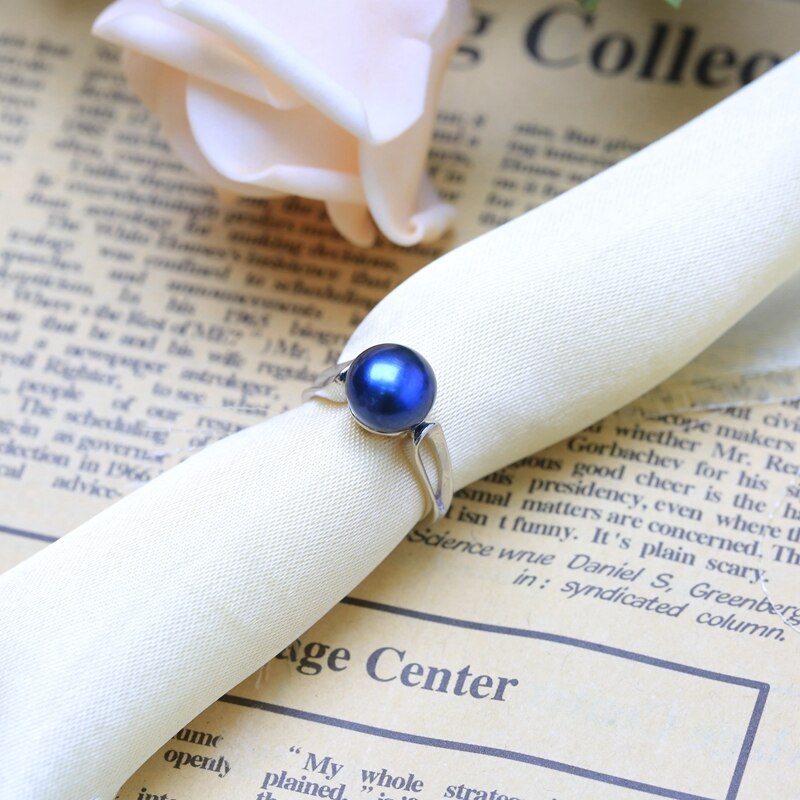 Women's Simple 925 Sterling Silver Ring with Natural Pearl