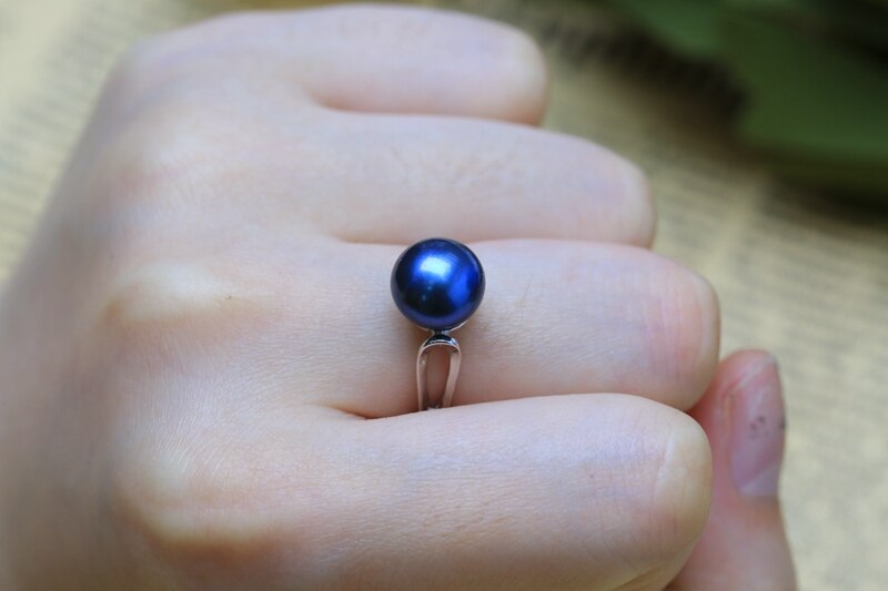 Women's Simple 925 Sterling Silver Ring with Natural Pearl