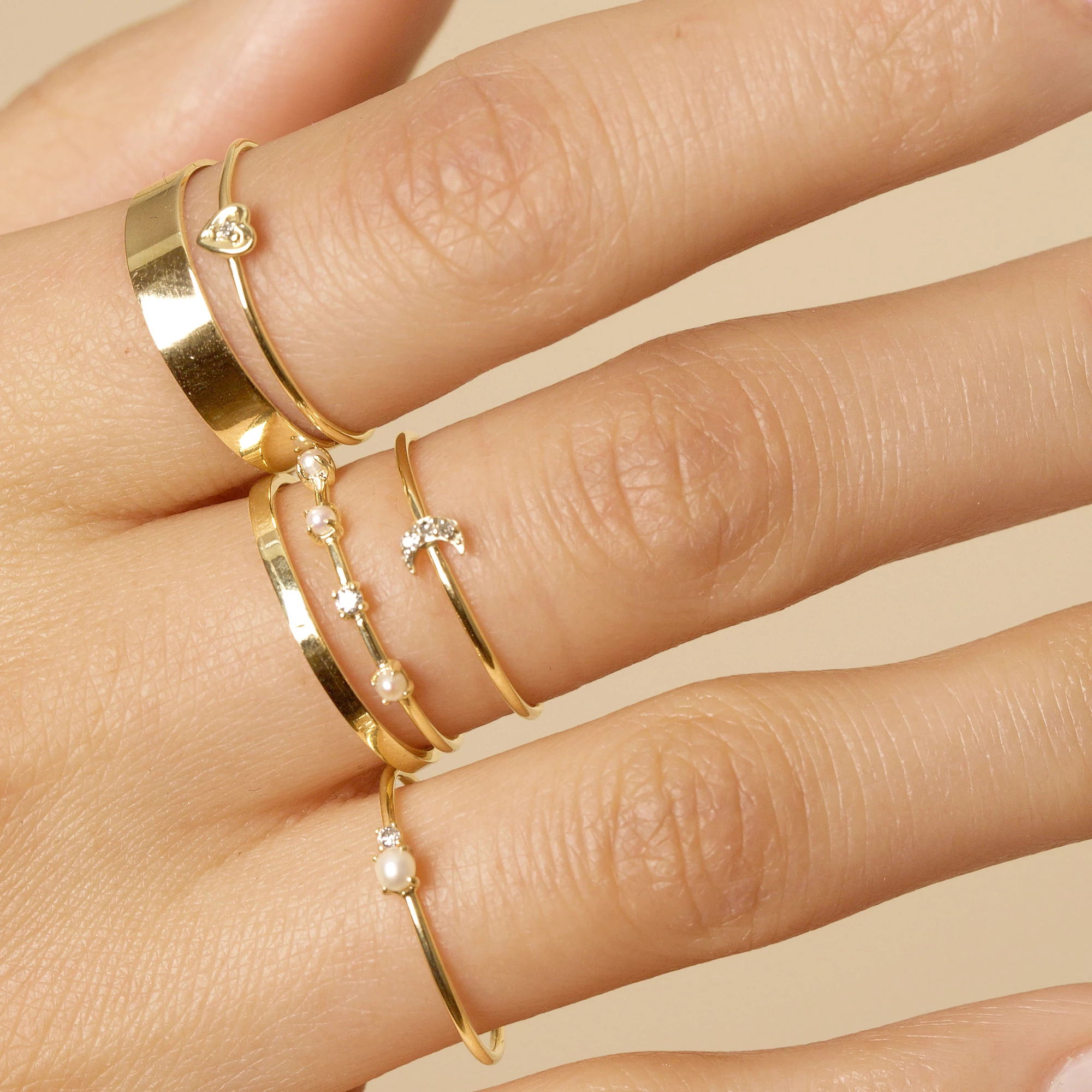 Women's Gold 925 Sterling Silver Minimalistic Ring Women's Gold 925 Sterling Silver Minimalistic Ring