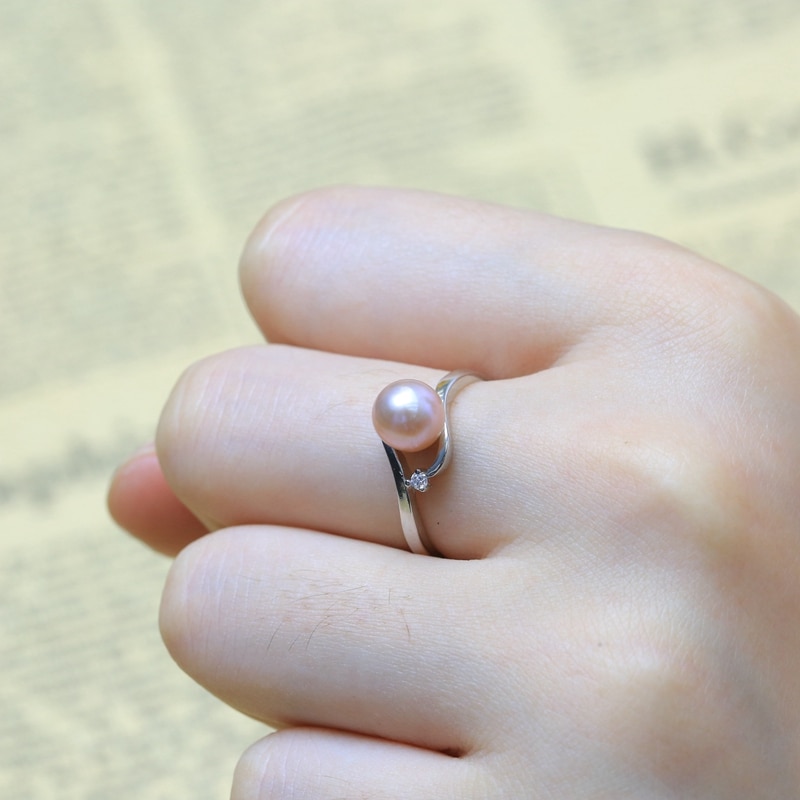 Women's 925 Sterling Silver Ring with Natural Pearl