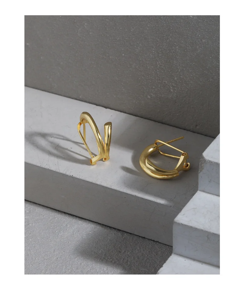 Women's 925 Sterling Silver Crescent Earrings Women's 925 Sterling Silver Crescent Earrings