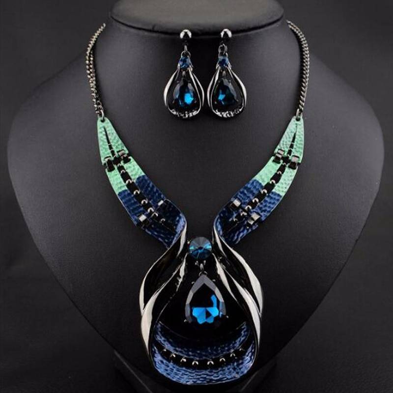 Antique Silver Bridal Jewelry Set for Women