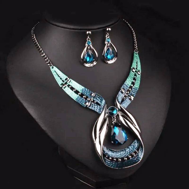 Antique Silver Bridal Jewelry Set for Women