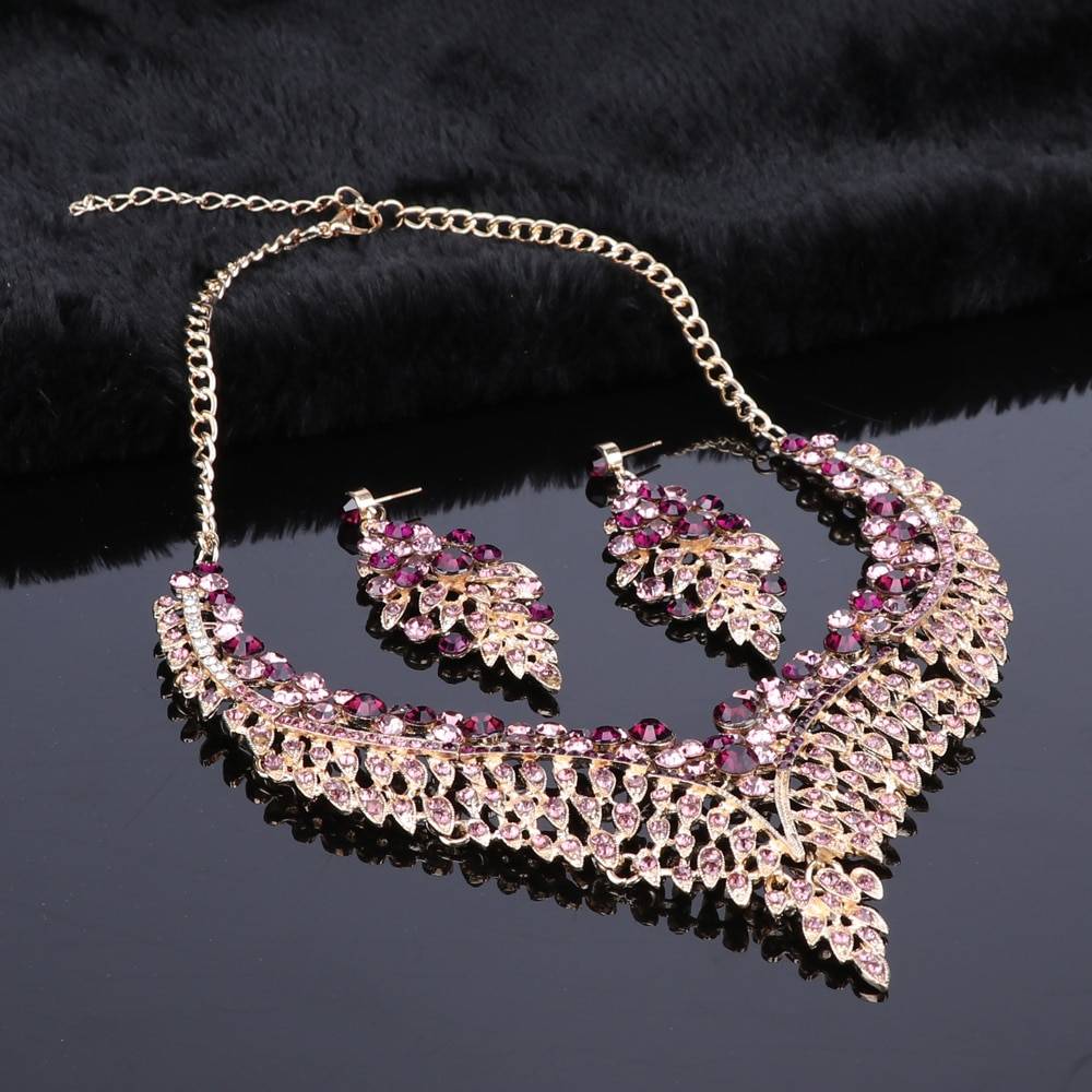 Luxurious Crystal Leaf Shaped Jewelry Set for Women