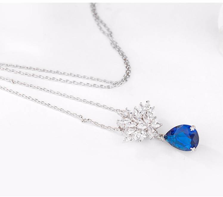 Women's Luxury Earrings and Necklace Jewelry Set